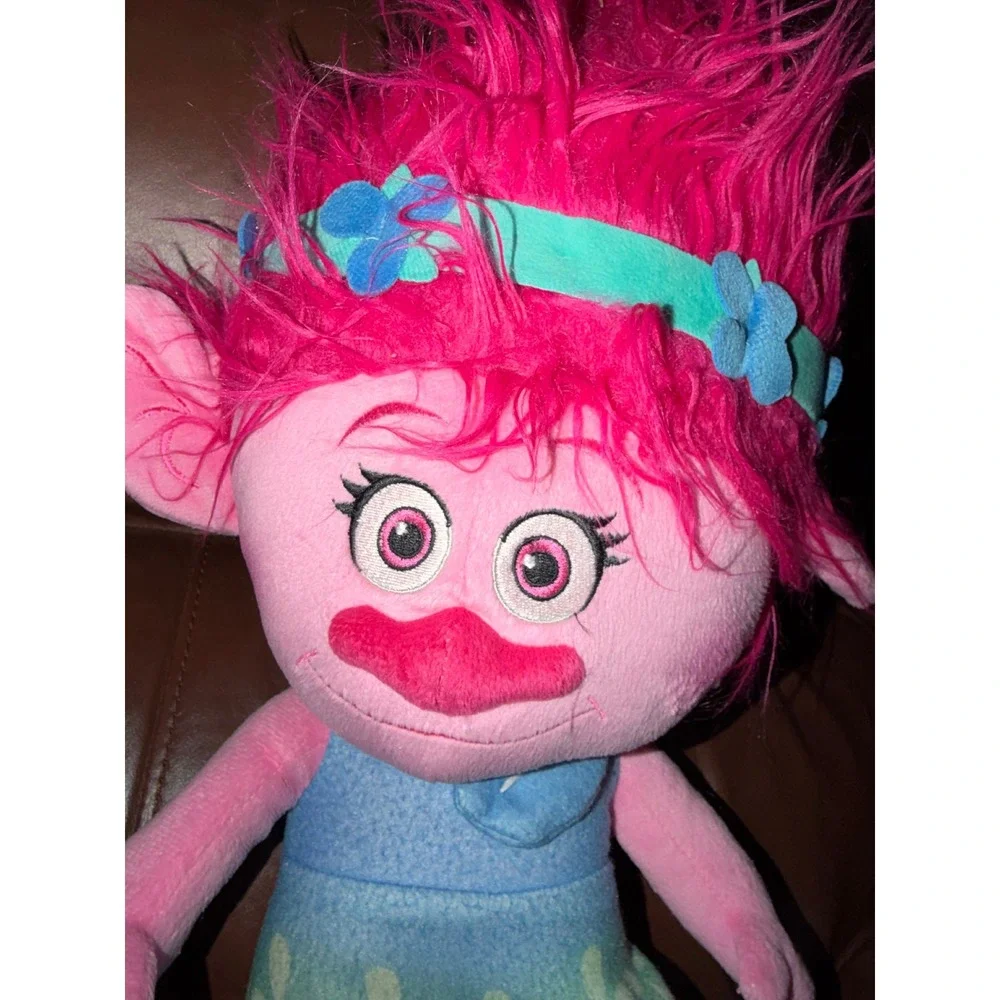 DreamWorks Trolls Poppy Plush Doll Pink Hair Blue Flower Headband Franco‎ Mfg